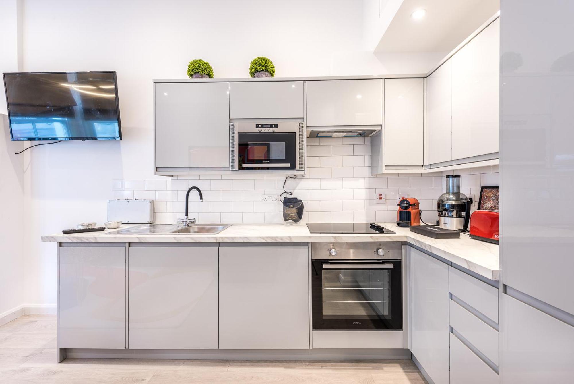 Apartamento Casa Italia Near Kings Road In Chelsea With Wifi & Washing Machine Londres Exterior foto