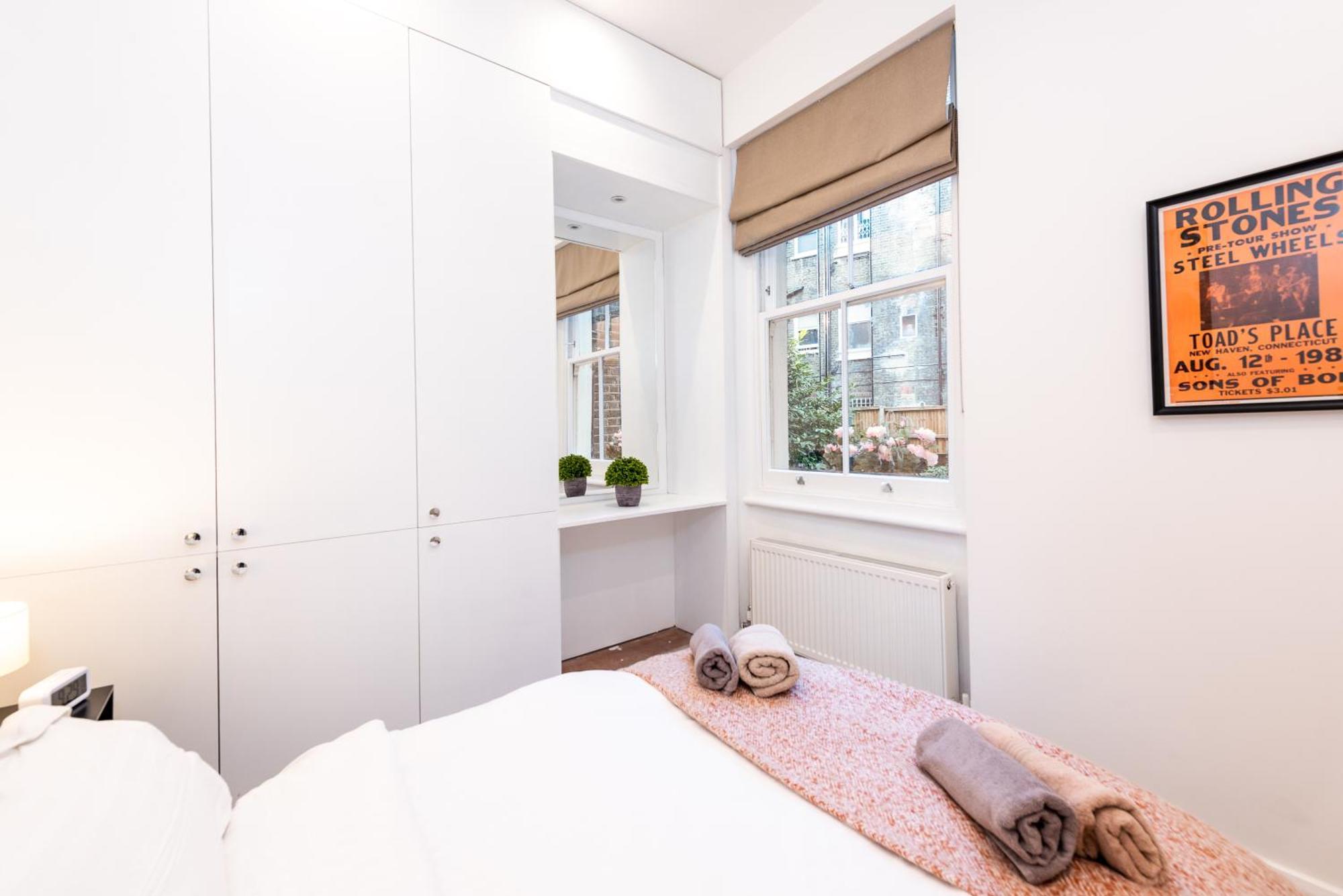 Apartamento Casa Italia Near Kings Road In Chelsea With Wifi & Washing Machine Londres Exterior foto